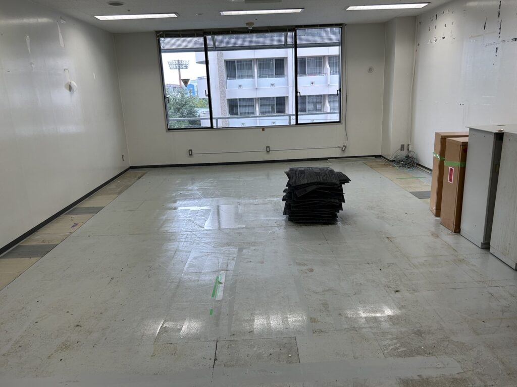 横浜市研究施設の現状回復工事