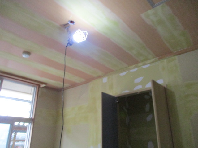 横浜市神奈川区、中学校の和室→洋室リフォーム工事